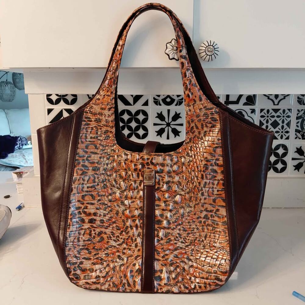 Brahim reptile Purse bag pocketbook like new large